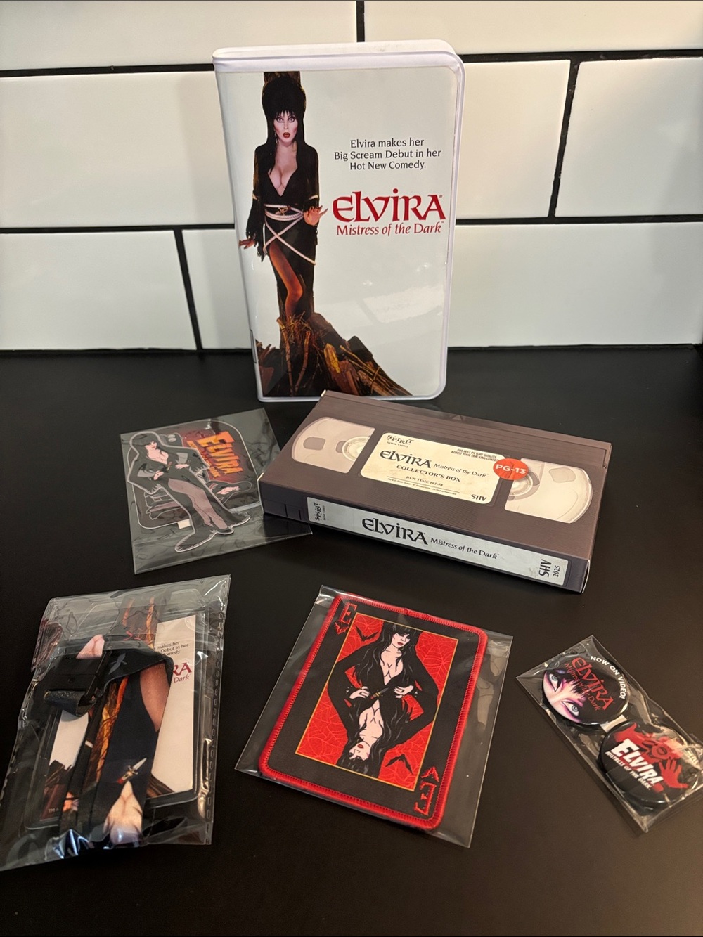 Elvira: Mistress of the Dark Video Collector Box